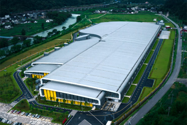 恭喜東莞市**化妝用具有限公司通過雅芳驗(yàn)廠