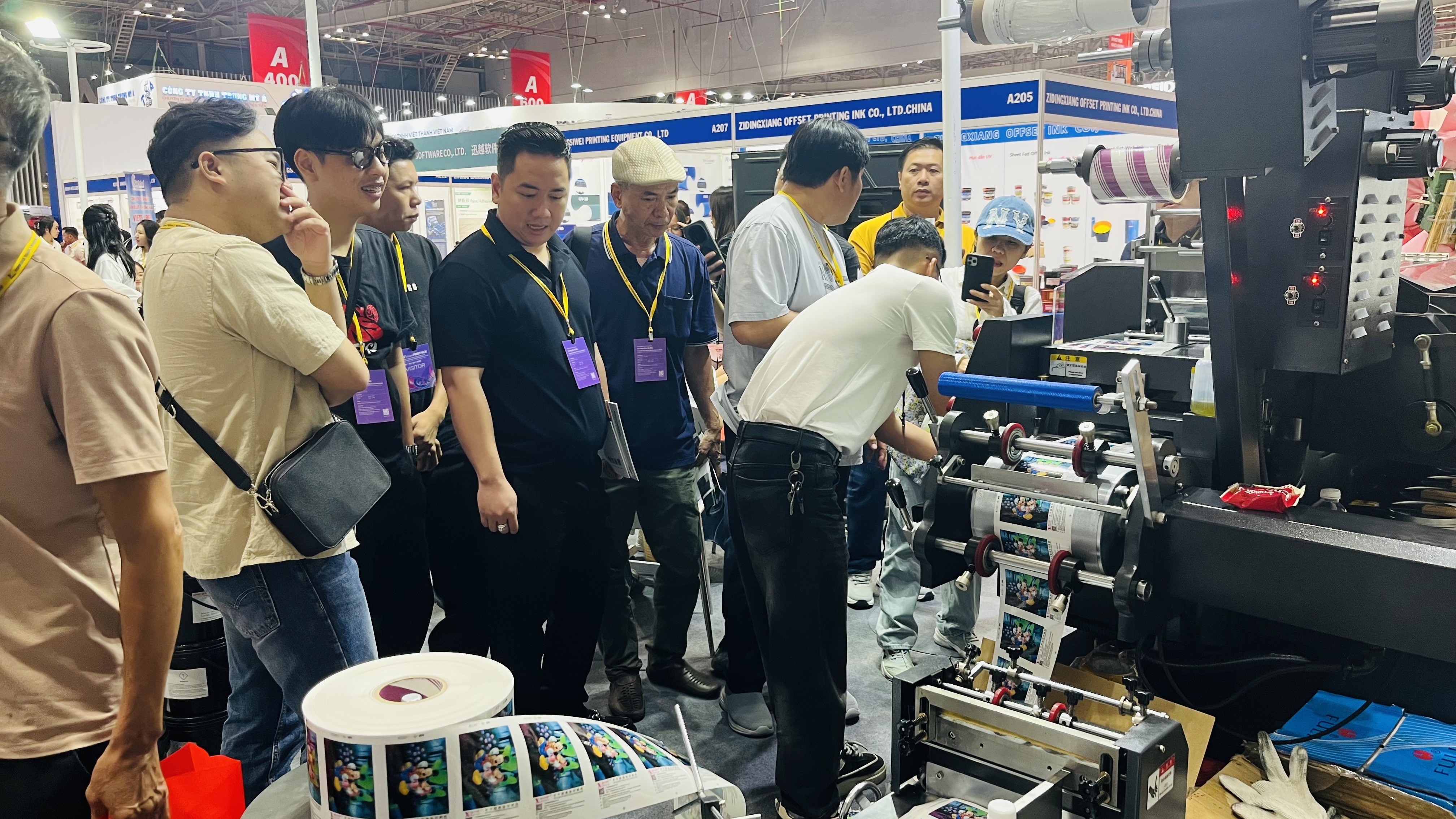 商標印刷機潤滑不是＂打點油＂那么簡單：這幾處潤滑到位，機器少出大毛病